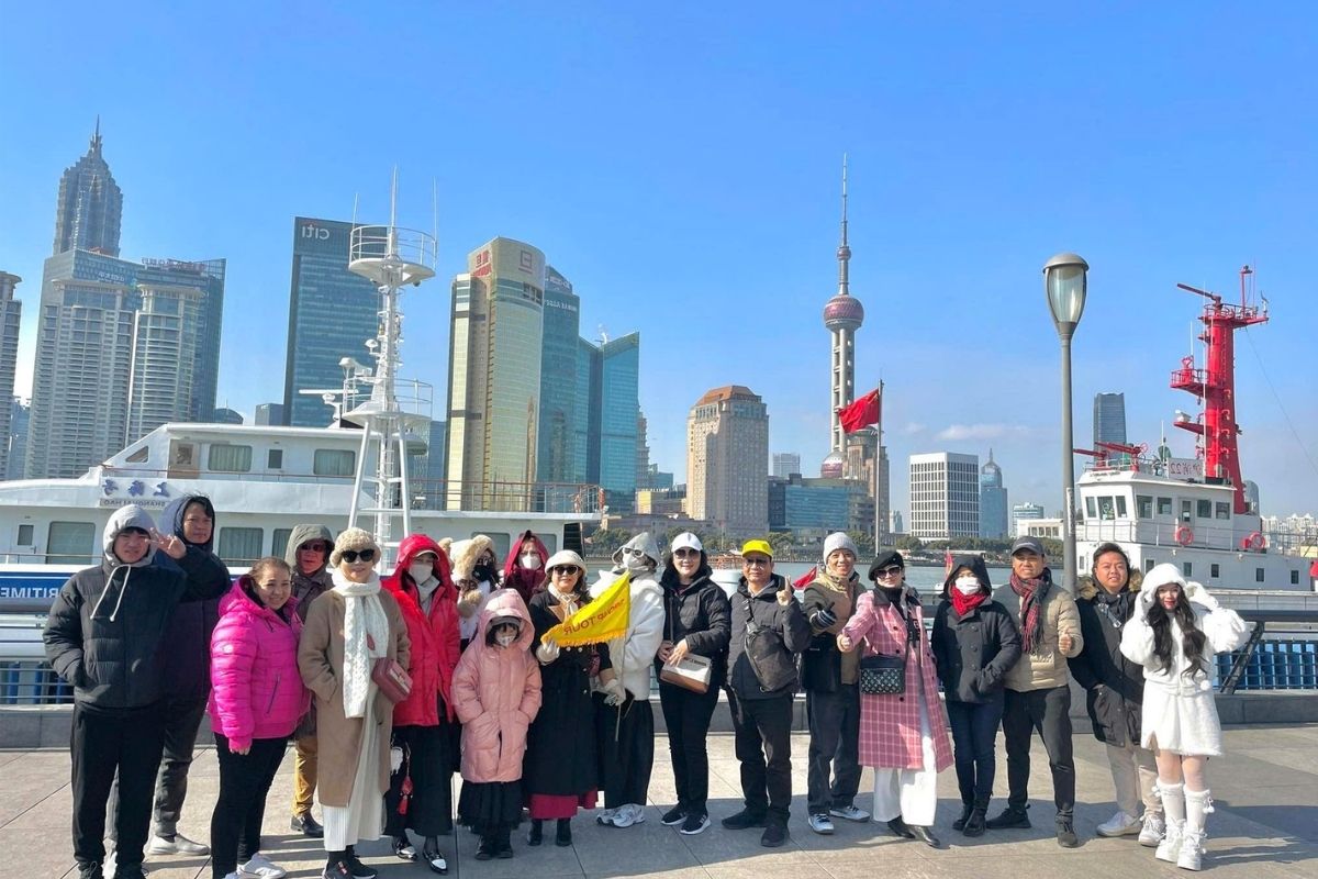 Trải nghiệm văn hoá tour du lịch cùng Fine Group